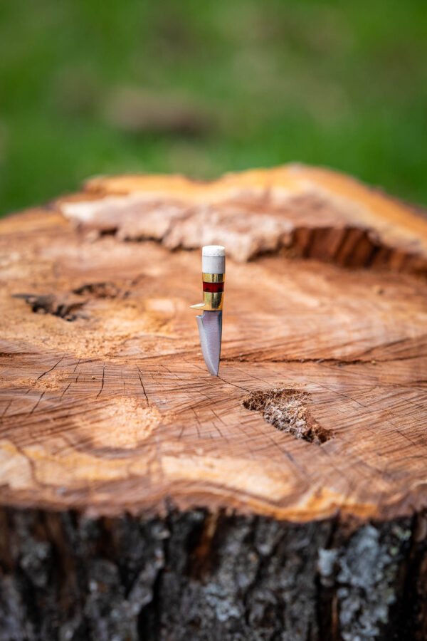 The Mini Hunter - Image 9